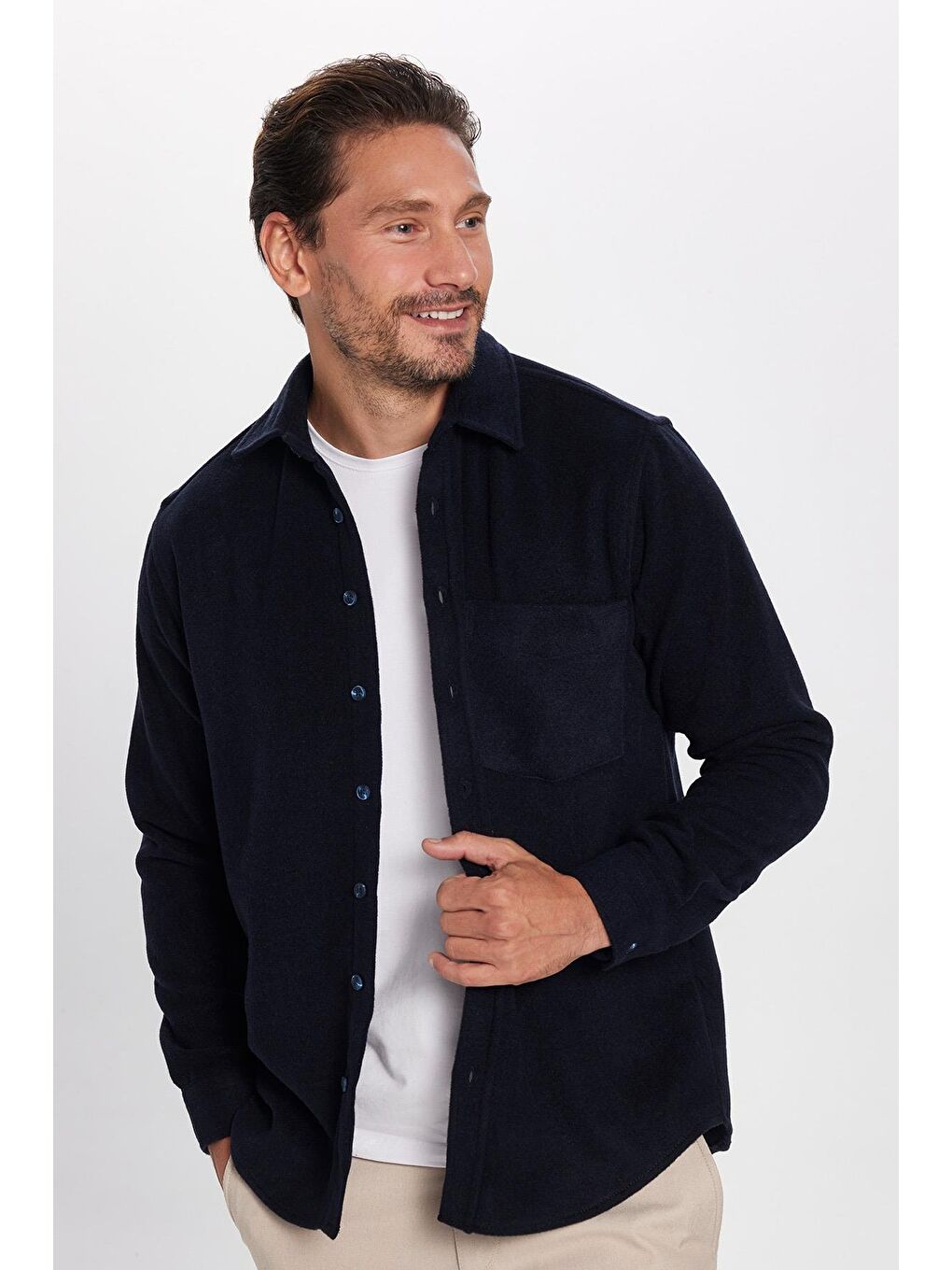 Erkek Regular Fit Klasik Kesim Oduncu Tek Cepli Lacivert Düz Kışlık Gömlek
