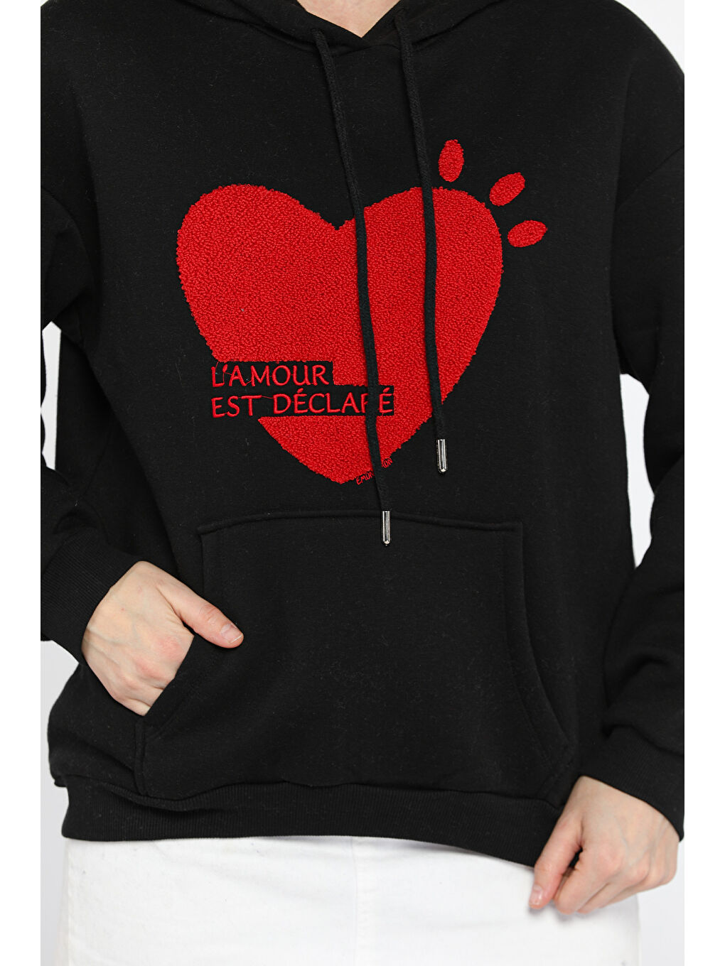 Siyah Kadın Pelüş Kalp Nakışlı Şardonlu Sweatshirt-3