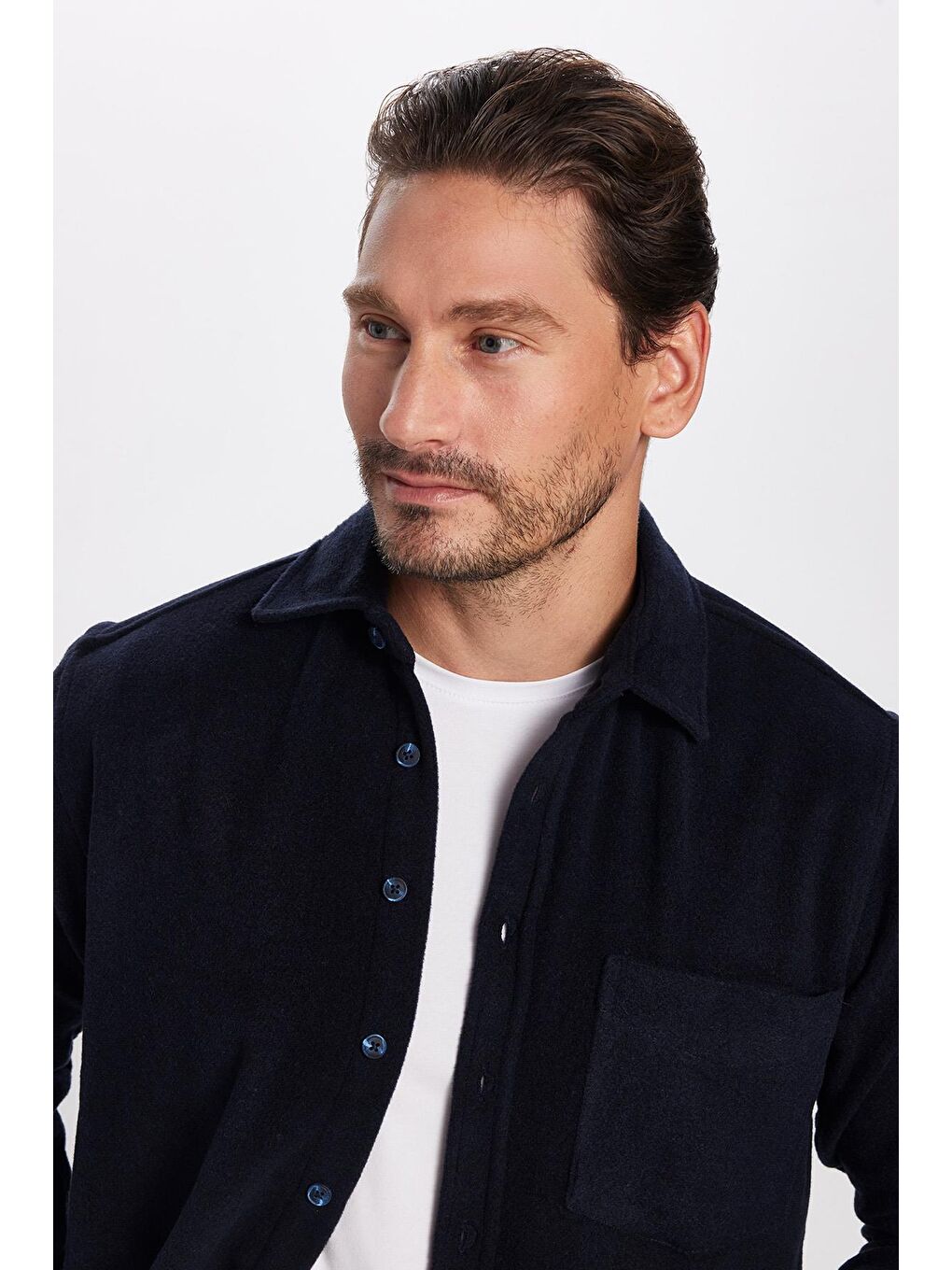 Erkek Regular Fit Klasik Kesim Oduncu Tek Cepli Lacivert Düz Kışlık Gömlek-1