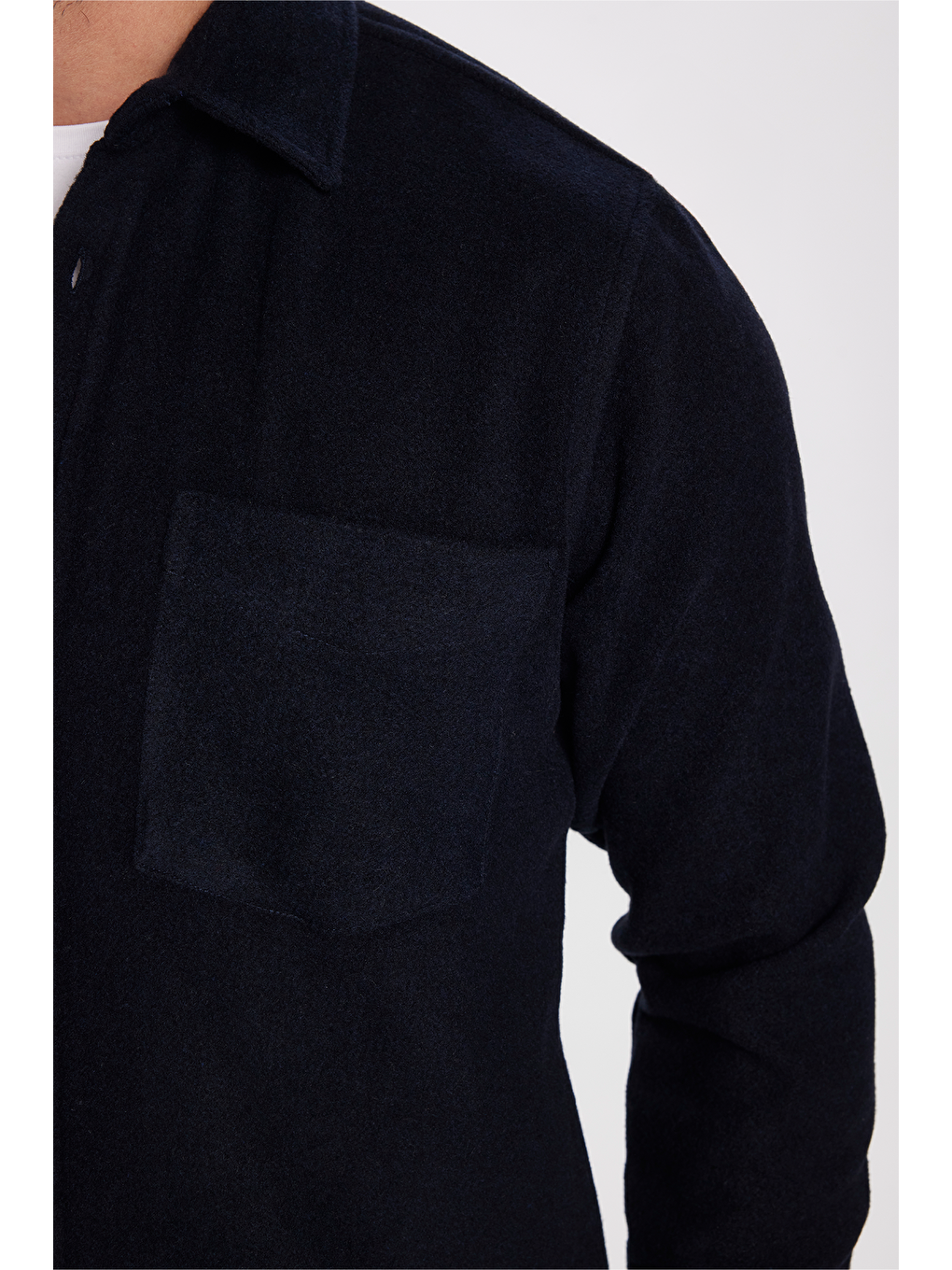 Erkek Regular Fit Klasik Kesim Oduncu Tek Cepli Lacivert Düz Kışlık Gömlek-2