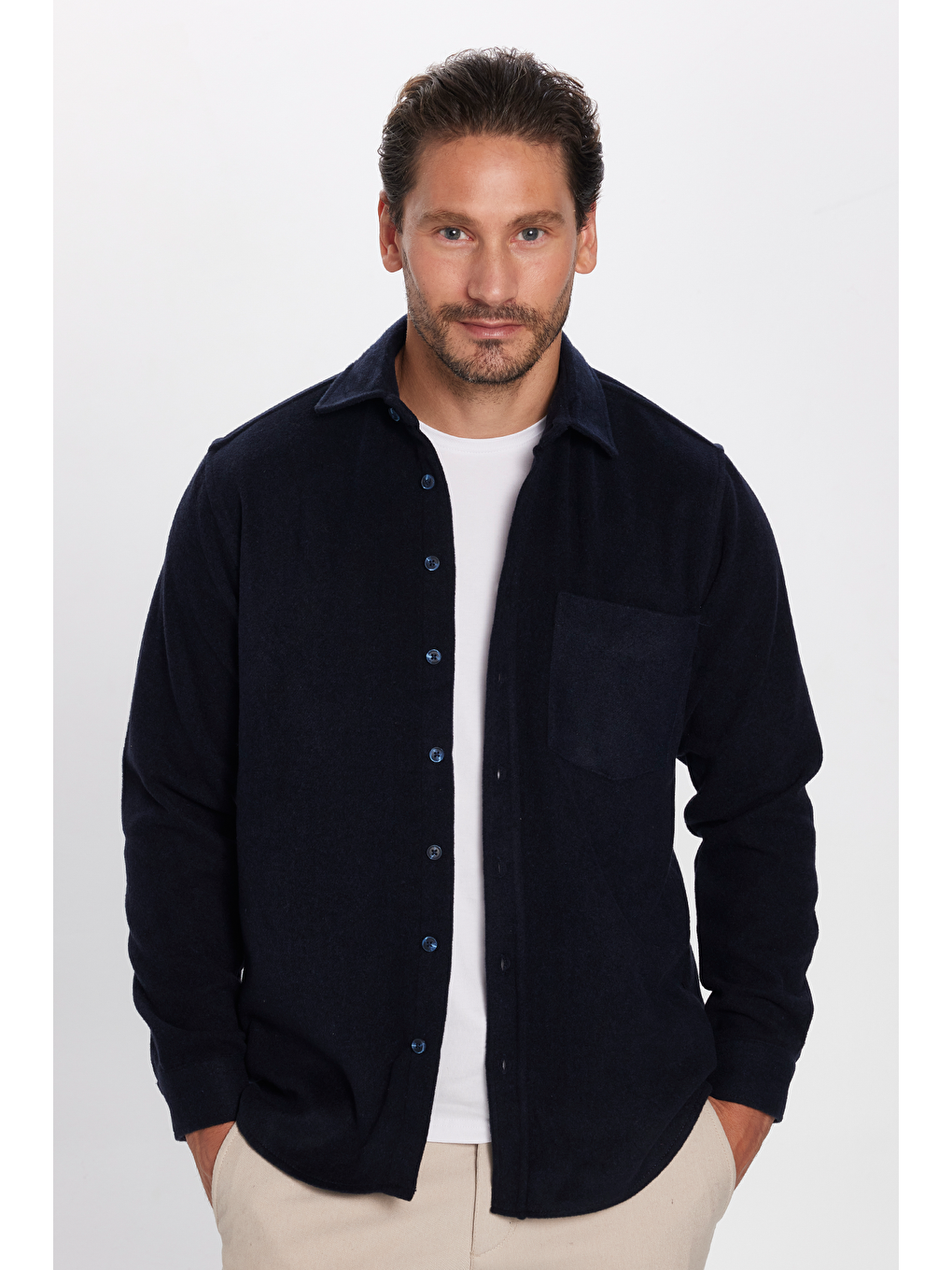 Erkek Regular Fit Klasik Kesim Oduncu Tek Cepli Lacivert Düz Kışlık Gömlek-3