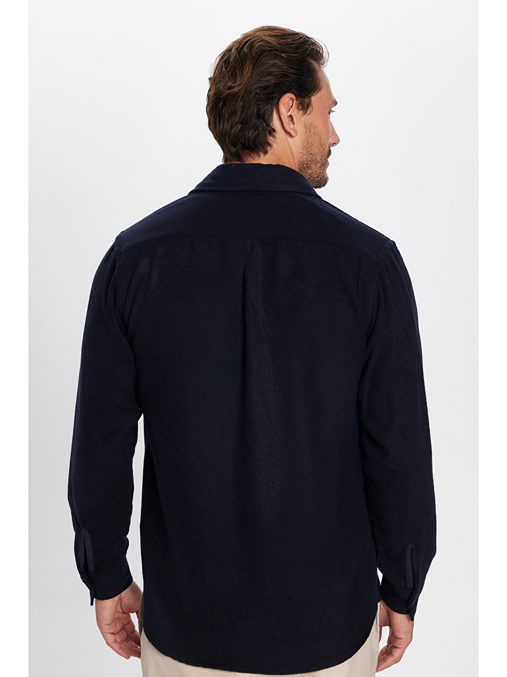 Erkek Regular Fit Klasik Kesim Oduncu Tek Cepli Lacivert Düz Kışlık Gömlek-4