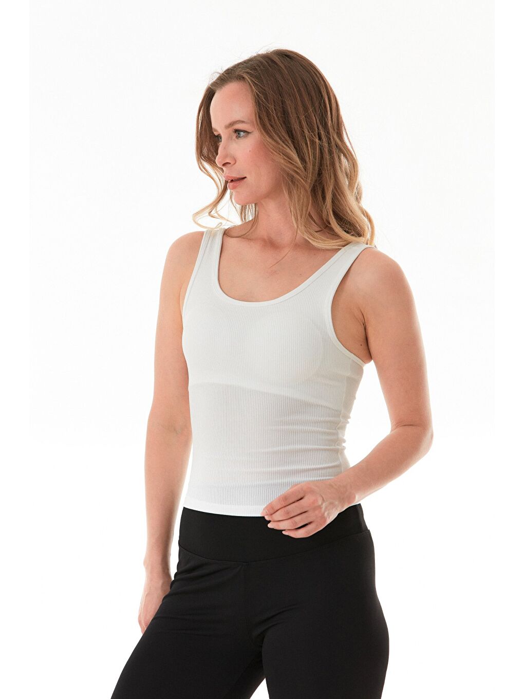 Beyaz Fitilli Kaplı Body-1