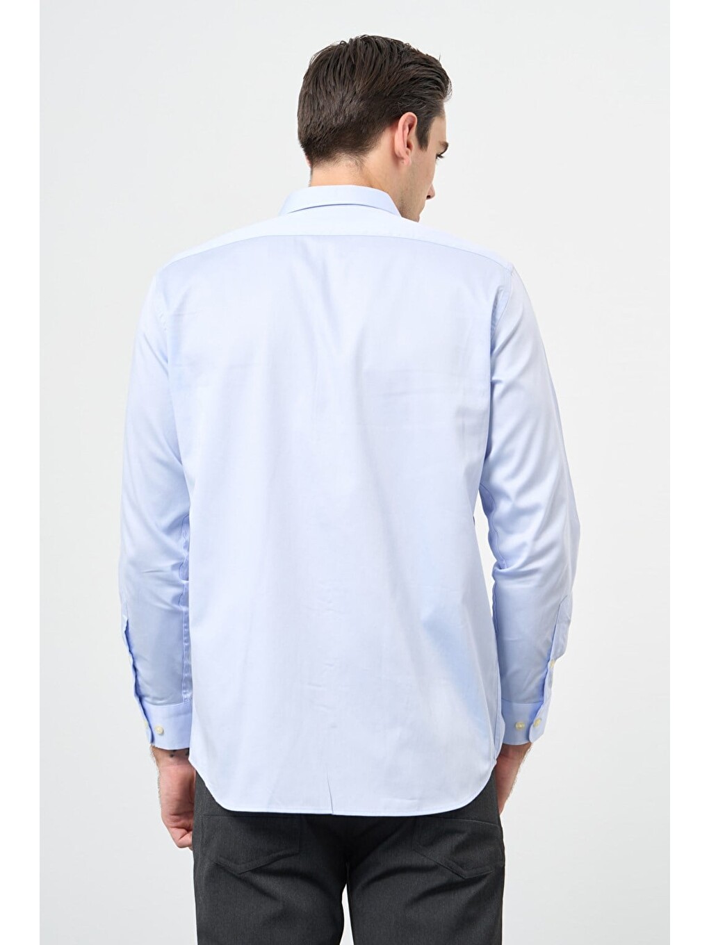Mavi Sert Yaka Uzun Kol Cepli Comfort Fit %100 Pamuk Gömlek 1004260323-5