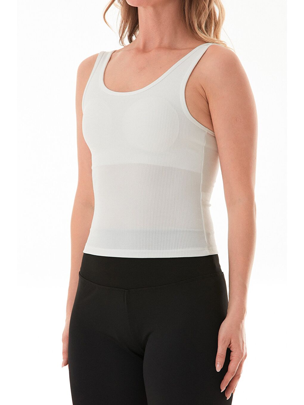 Beyaz Fitilli Kaplı Body-4