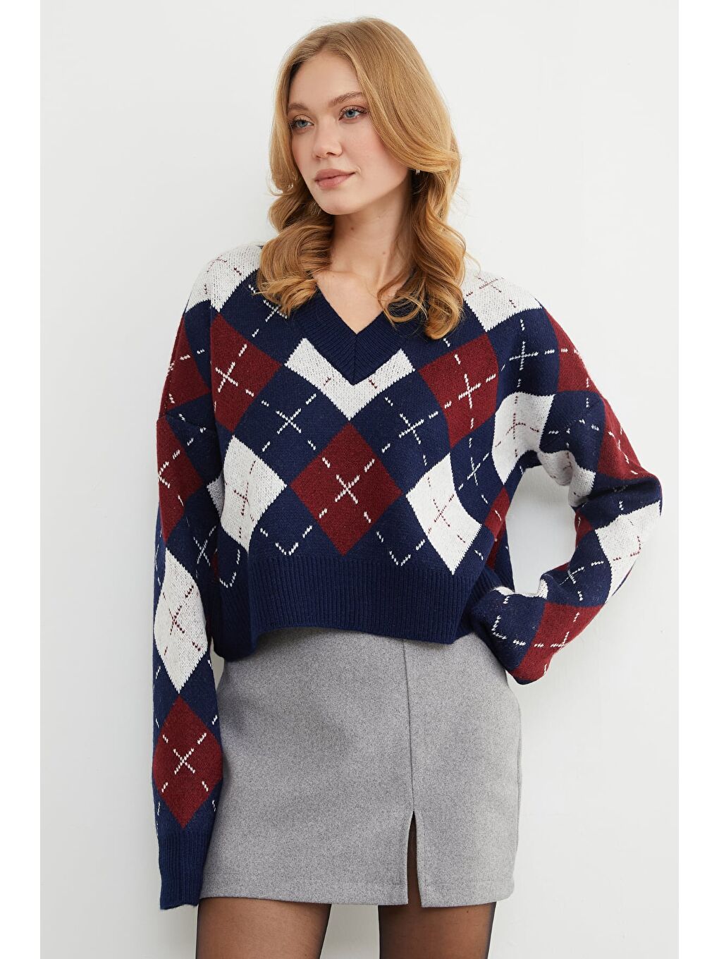 Lacivert Baklava Desenli V Yaka Triko Kazak-1