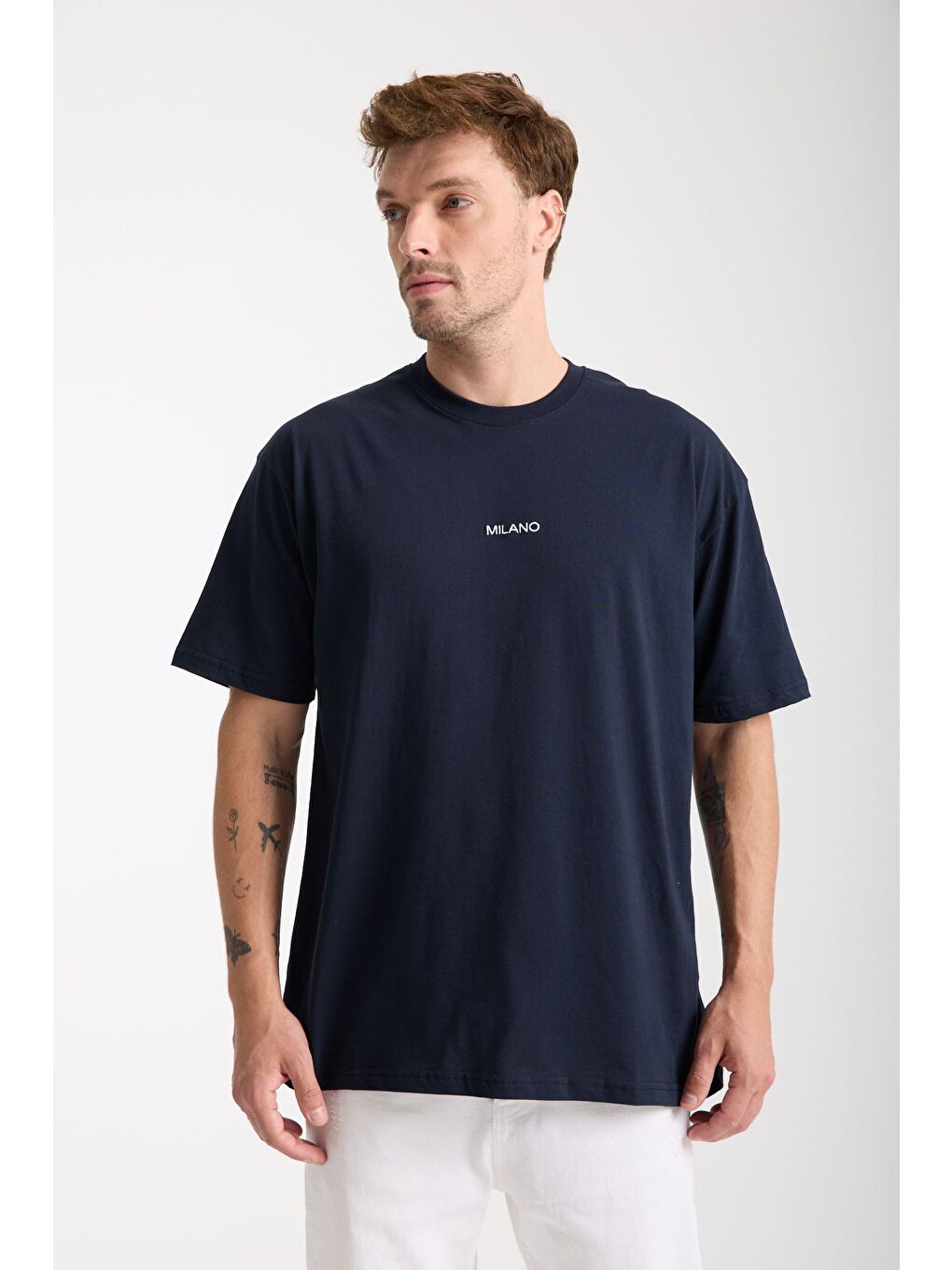 Erkek Lacivert Milano Nakış Yazılı Oversize Bisiklet Yaka Tişört-1