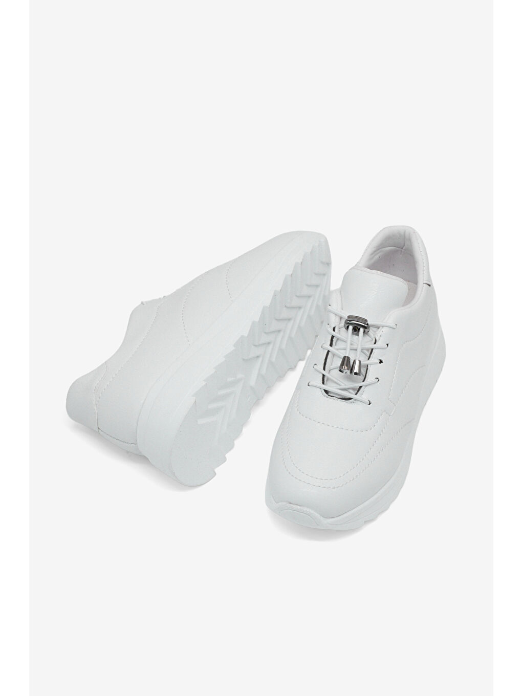 Kadın Beyaz Rahat Kalıp Bağcıklı Kadın Ayakkabı-3