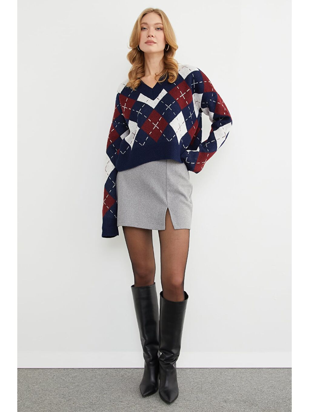 Lacivert Baklava Desenli V Yaka Triko Kazak-3