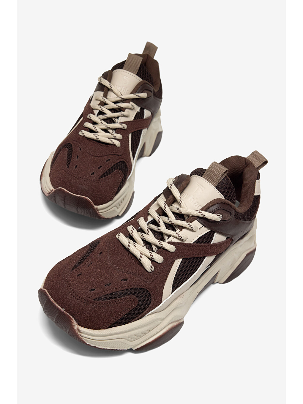 Kahverengi Kadın Kahve Rahat Kalıp Poli Taban Bağcıklı Sneaker-1
