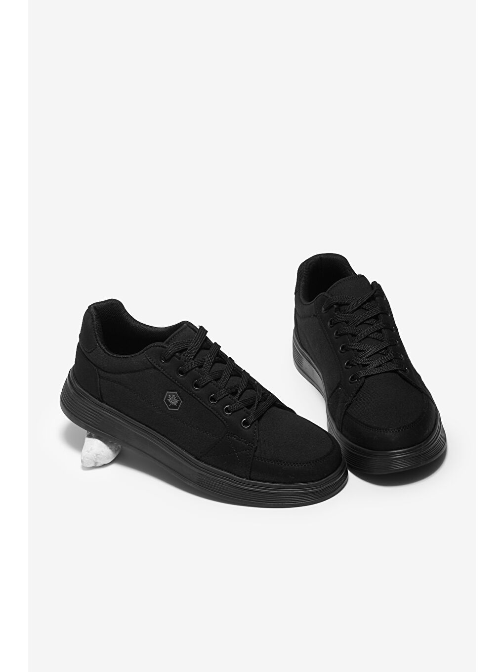 Erkek Siyah Rahat Kalıp Faylon Taban Bağcıklı Spor Ayakkabı-4