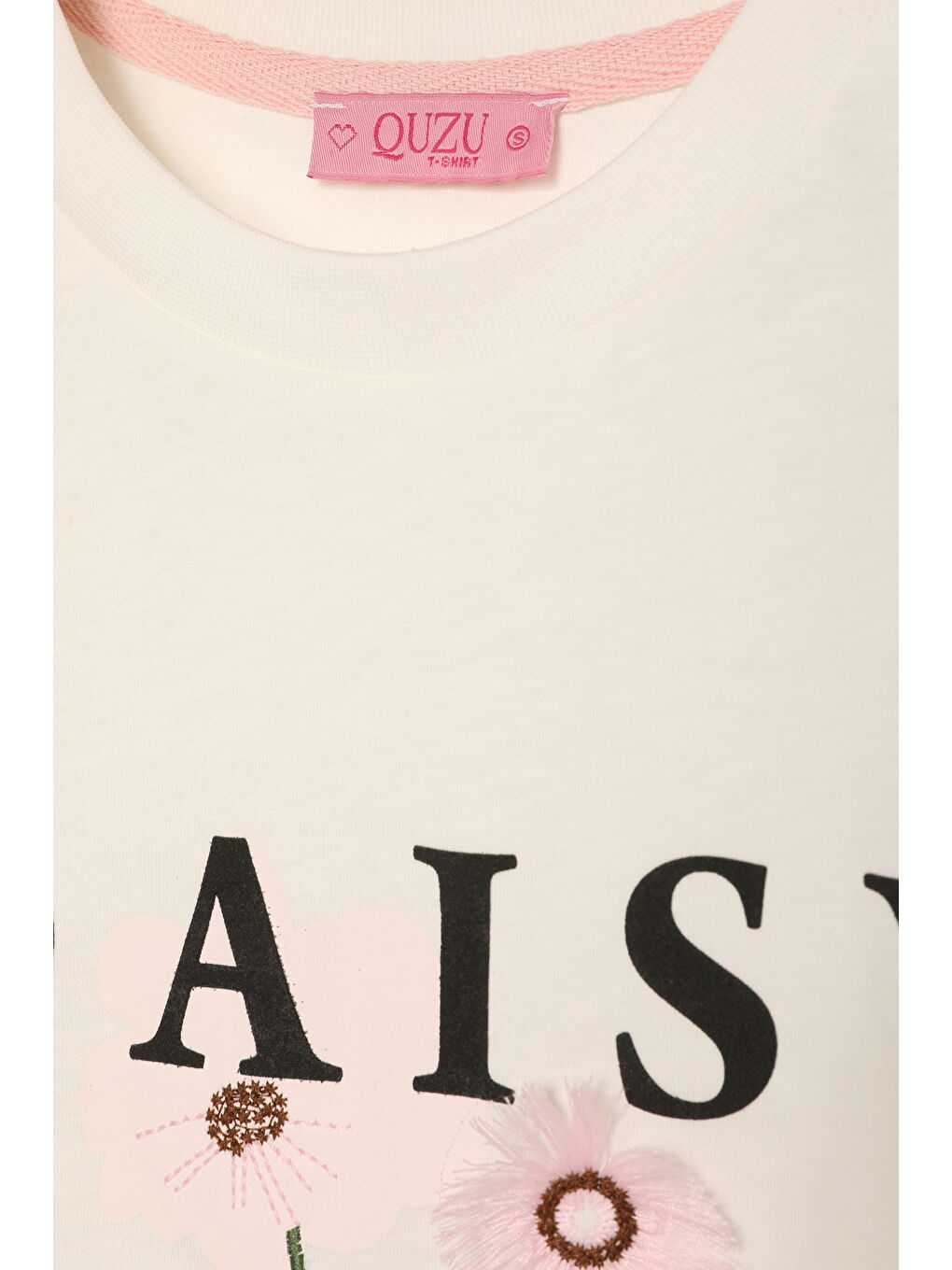 Püskül Çiçekli Yazı Baskılı Tişört Ekru-1
