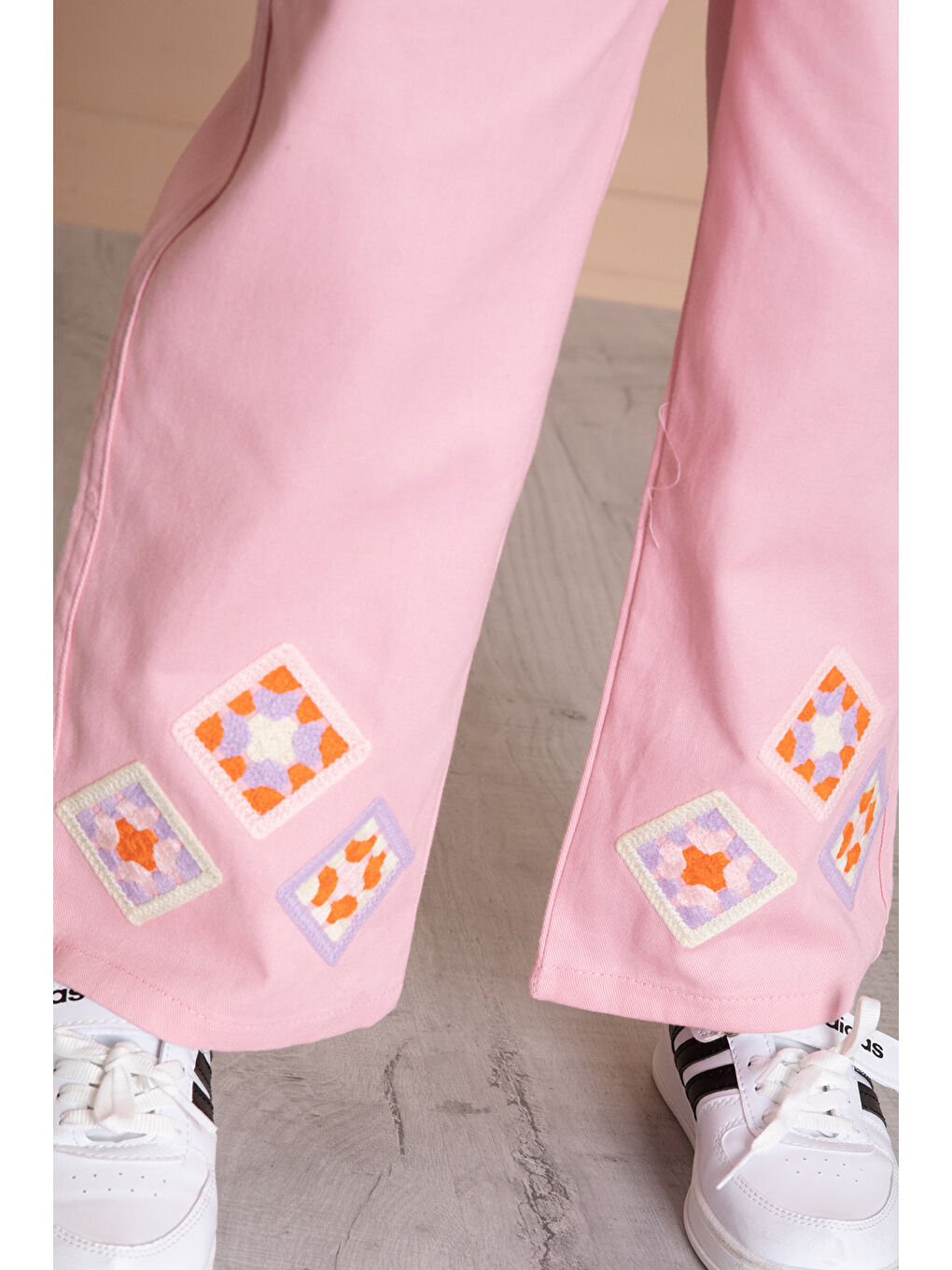 Pembe Nakış Detaylı Kolları Dantel Kız Çocuk Alt Üst Takım 20336-4