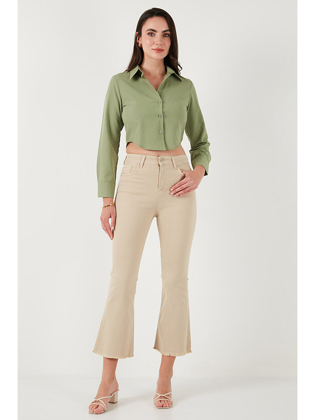 Haki Pamuk Karışımlı Slim Fit Uzun Kollu Crop Gömlek 6777336-2