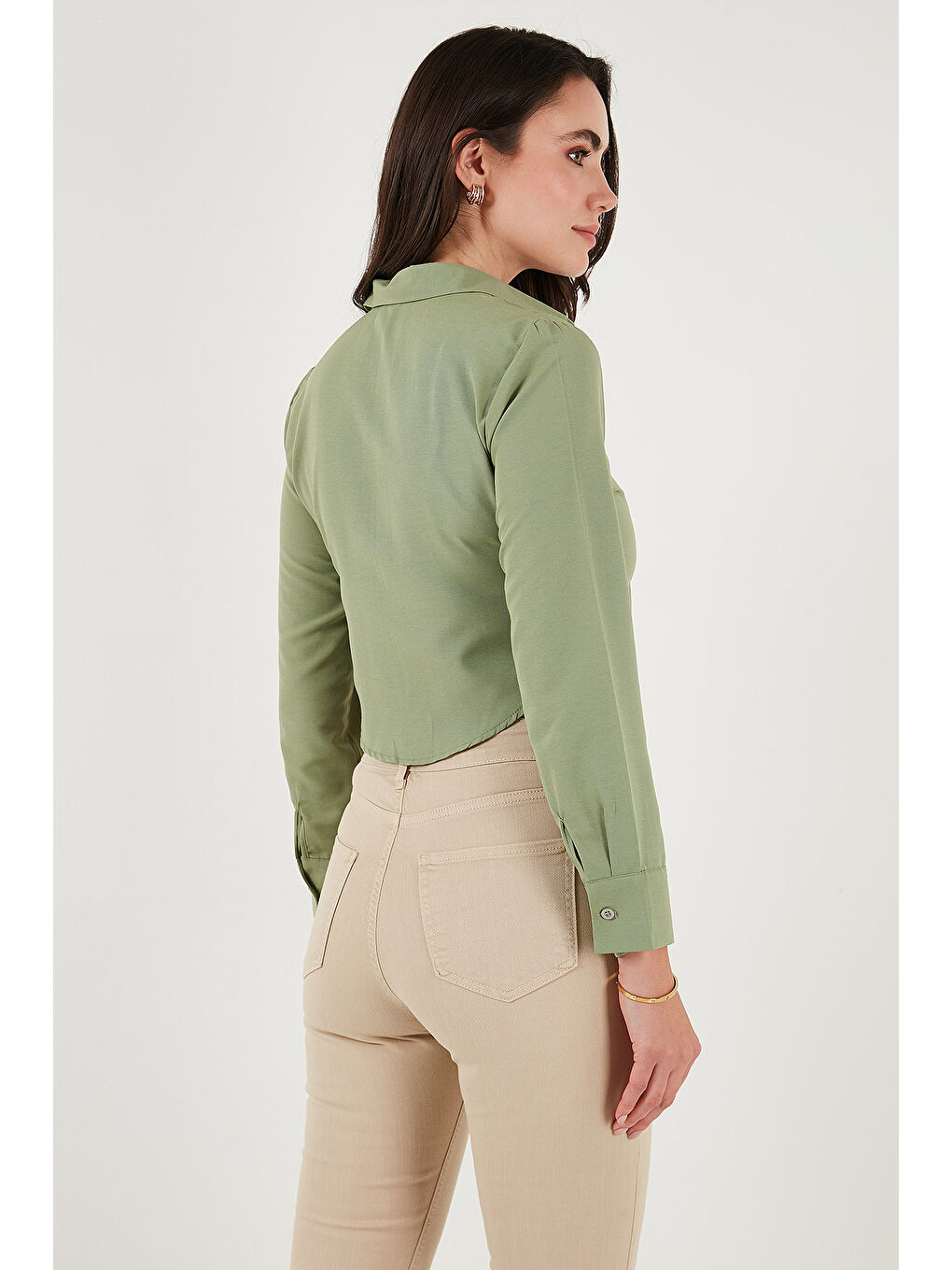 Haki Pamuk Karışımlı Slim Fit Uzun Kollu Crop Gömlek 6777336-5