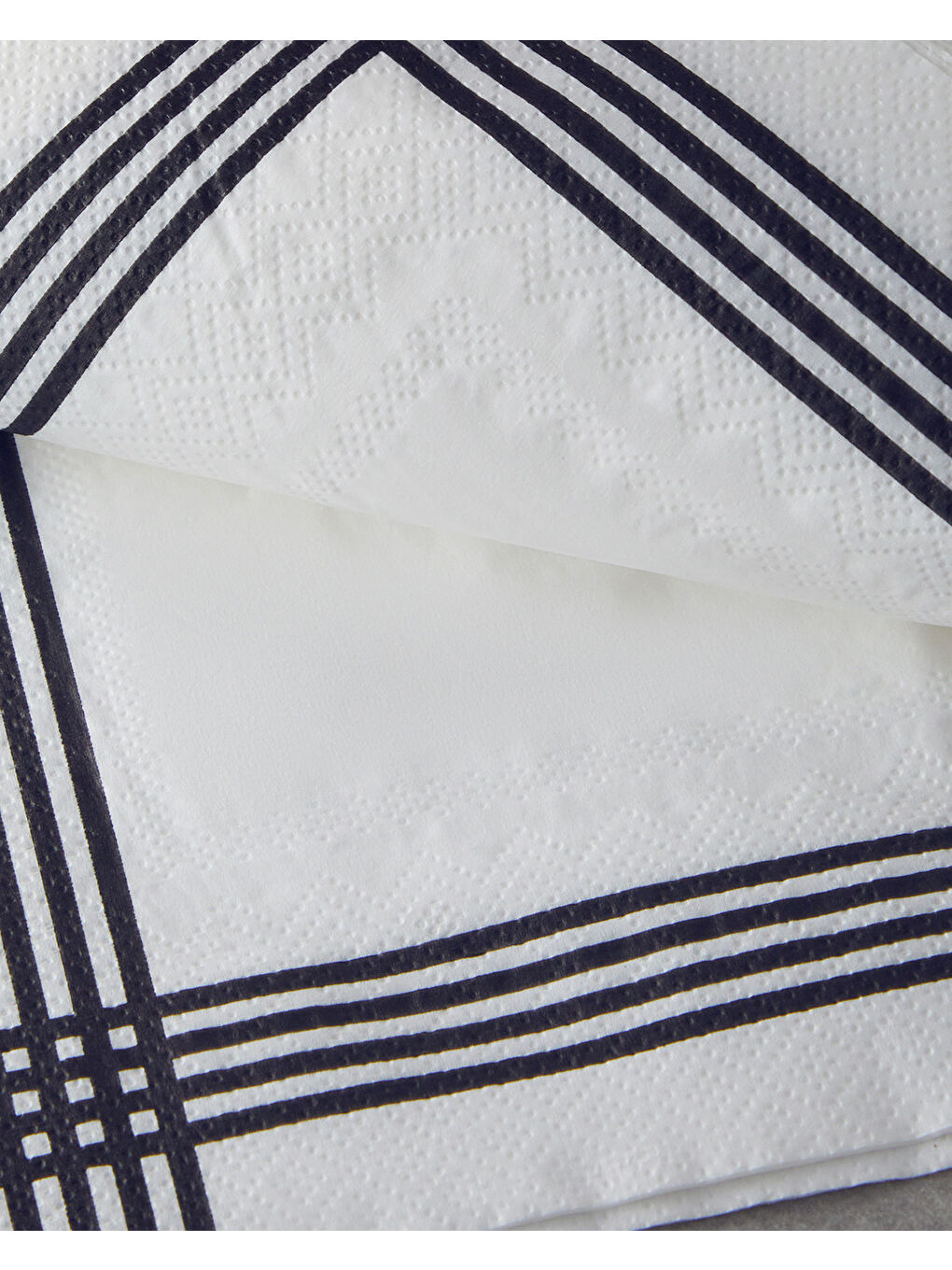 Grace Kağıt 20'li Kağıt Peçete 33x33 cm Siyah - Beyaz-2