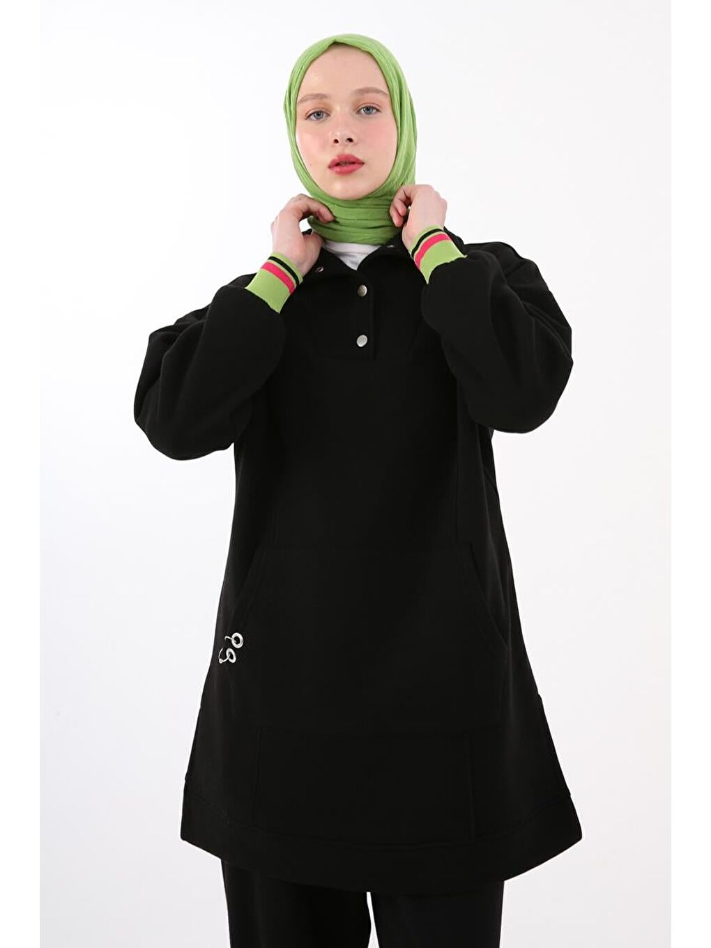 Siyah-Çıtçıt Yakalı Ribana Detaylı Şardonlu Sweat Tunik-4