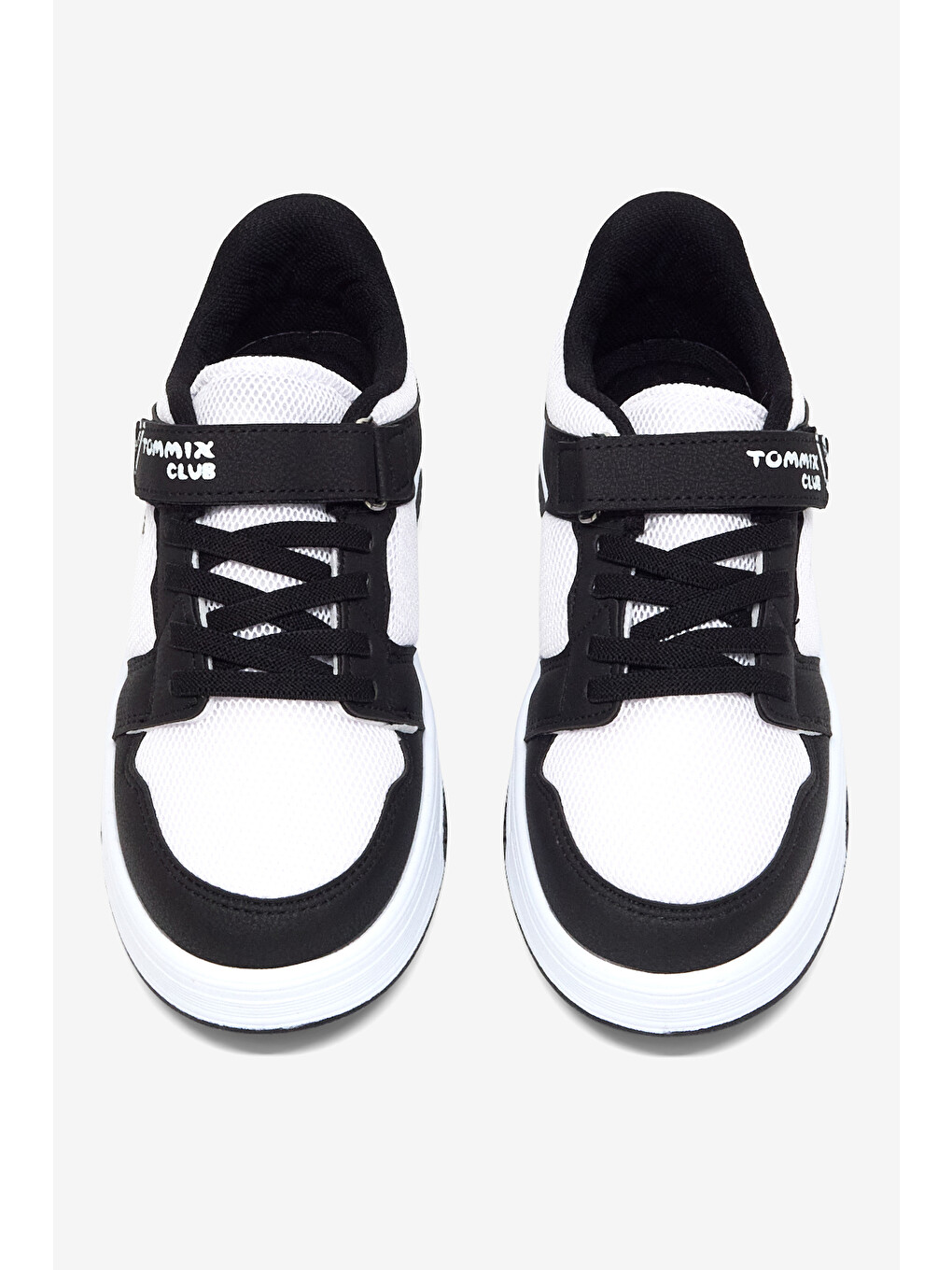 Çocuk Unisex Siyah Beyaz Rahat Kalıp Ortopedik Cırtlı Sneaker