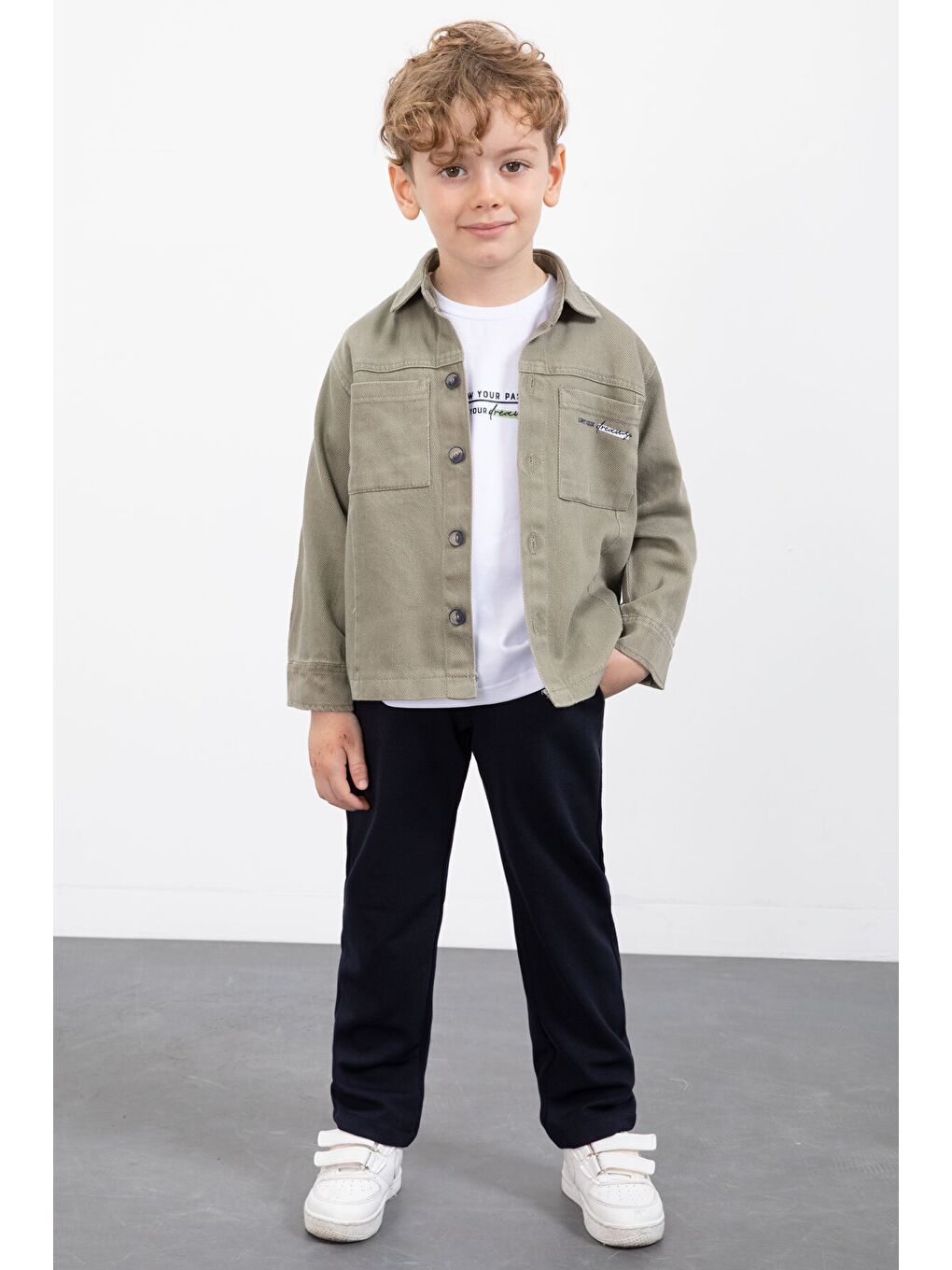 Haki Yazılı Düğmeli Gömlekli Erkek Çocuk Pantolonlu 3lü Takım 23372-3