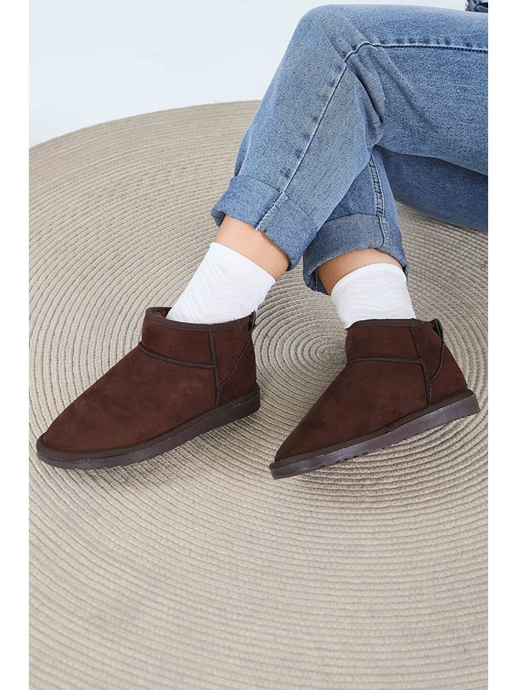 Kahverengi Kadın Kahve İçi Pelüş Yarım Süet Bot - 27784-KAHVE-1