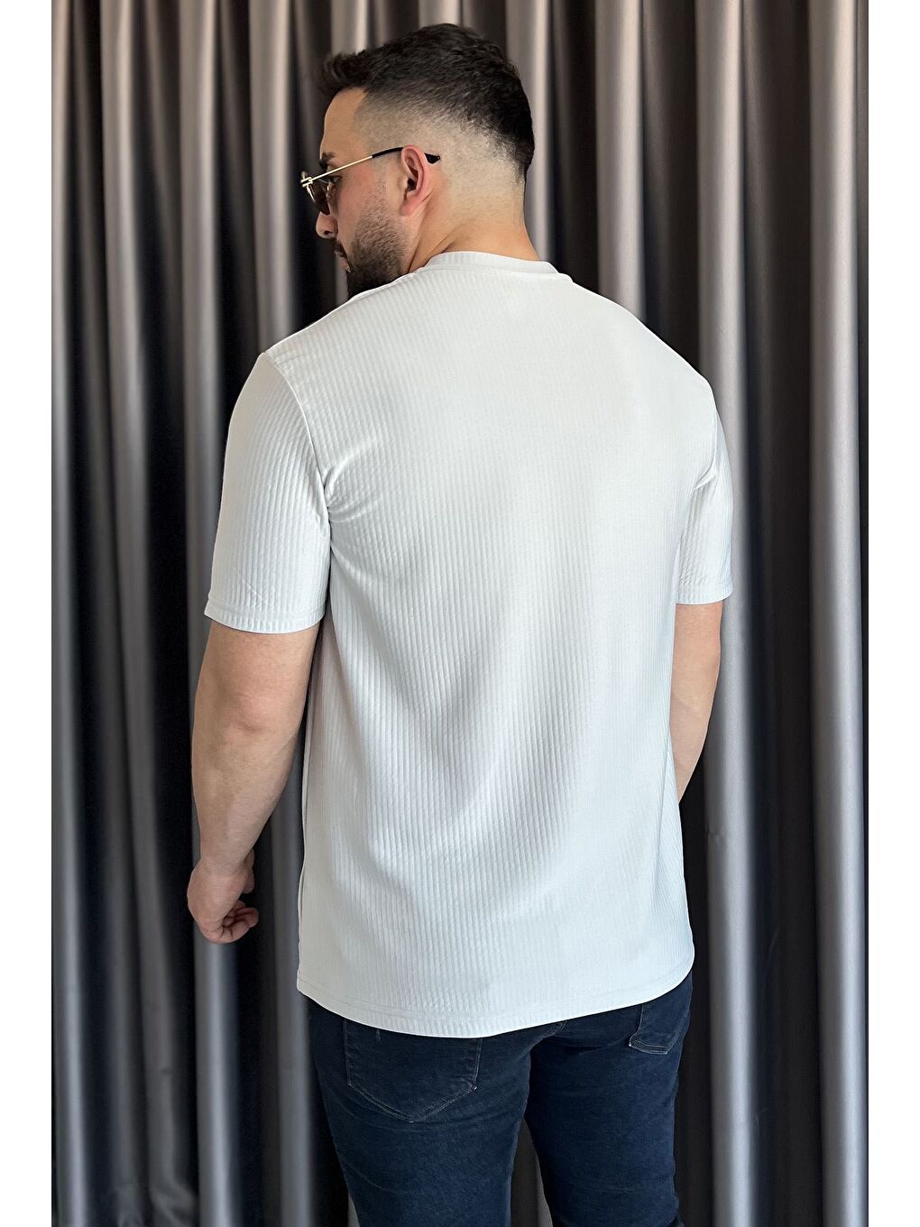 Gri Kendinden Desenli Bisiklet Yaka Erkek Tişört-2