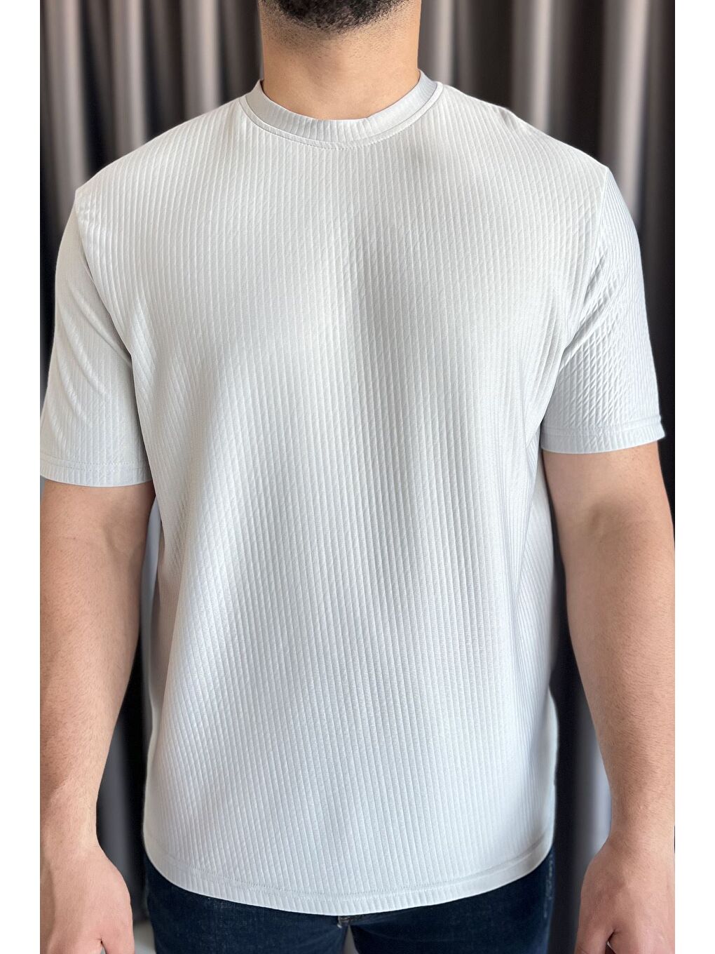 Gri Kendinden Desenli Bisiklet Yaka Erkek Tişört-3