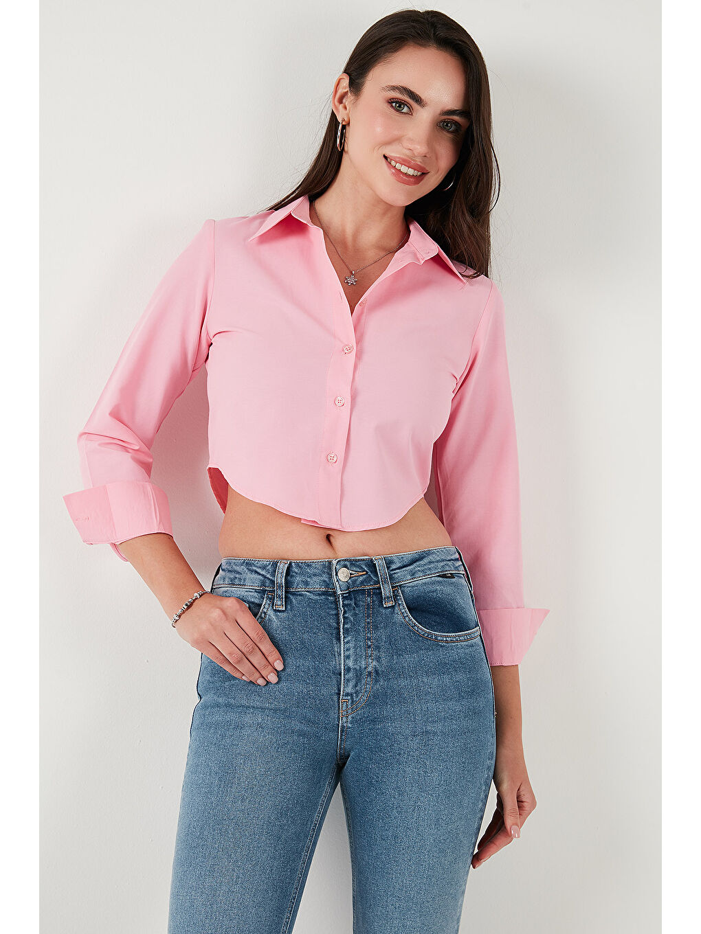 Pembe Pamuk Karışımlı Slim Fit Uzun Kollu Crop Gömlek 6777336-2