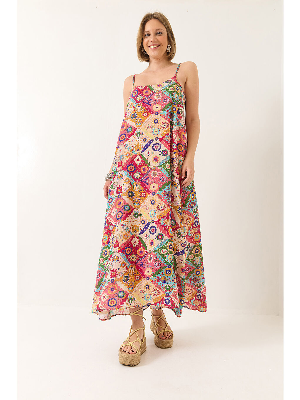 Karışık Kadın İnce Askılı Desenli Astarlı Yazlık Uzun Elbise-2