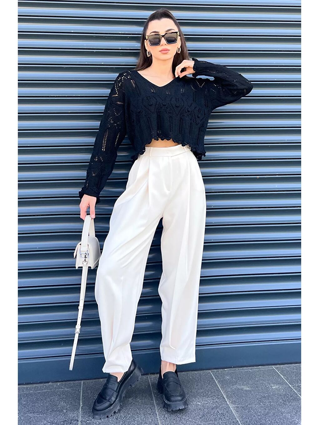 Ekru Yüksek Bel Pileli Kadın Bol Kesim Kumaş Pantolon