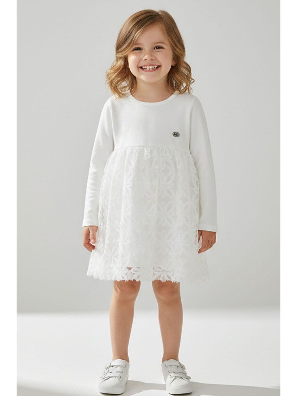 Kız Çocuk Uzun Kollu Elbise Etek Kısmı Organze Kabartmalı Çiçek Tül Detaylı Ekru (3-7 Yaş)