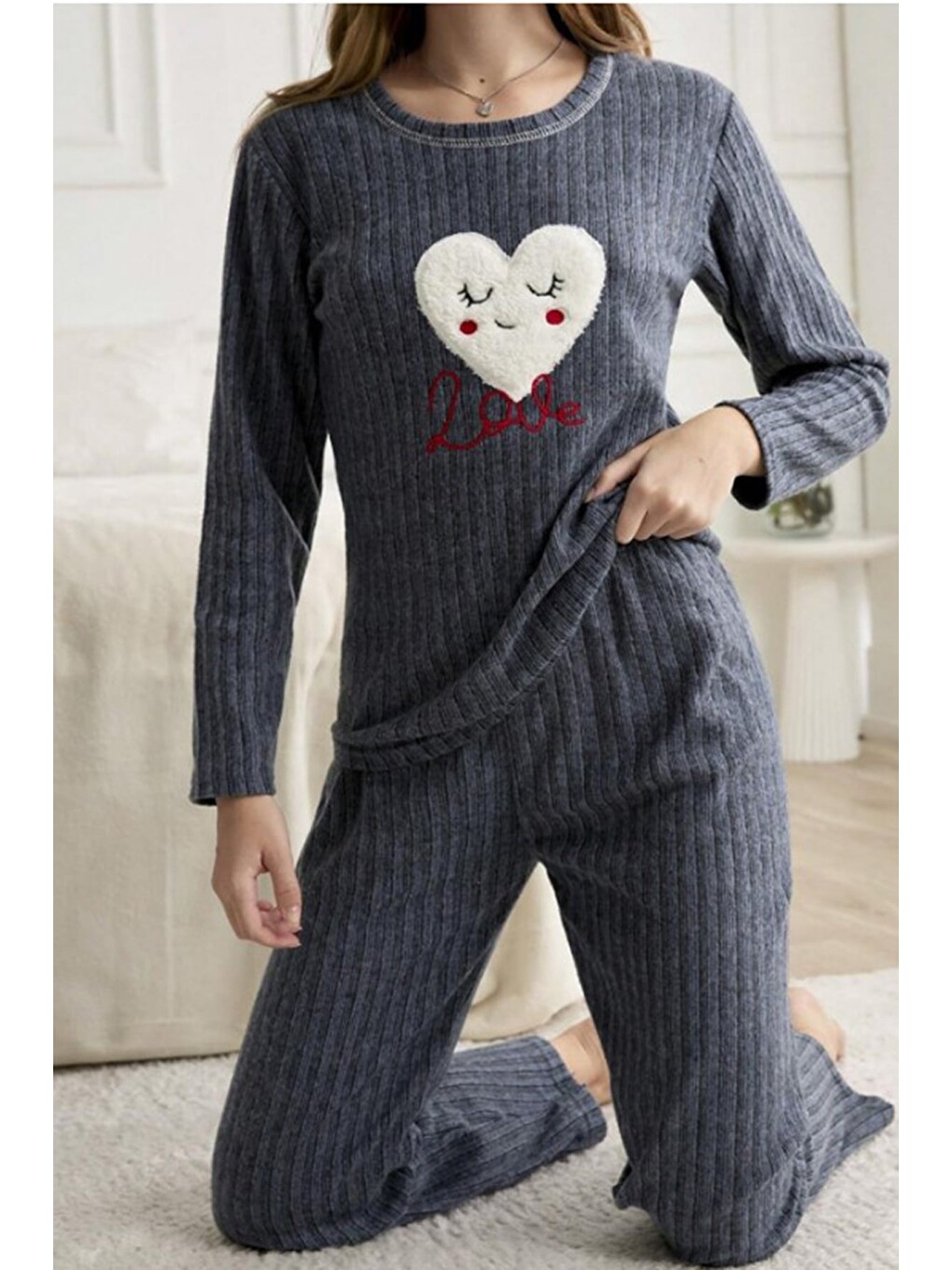 Lacivert Love Nakışlı Bisiklet Yaka Pijama Takımı-1