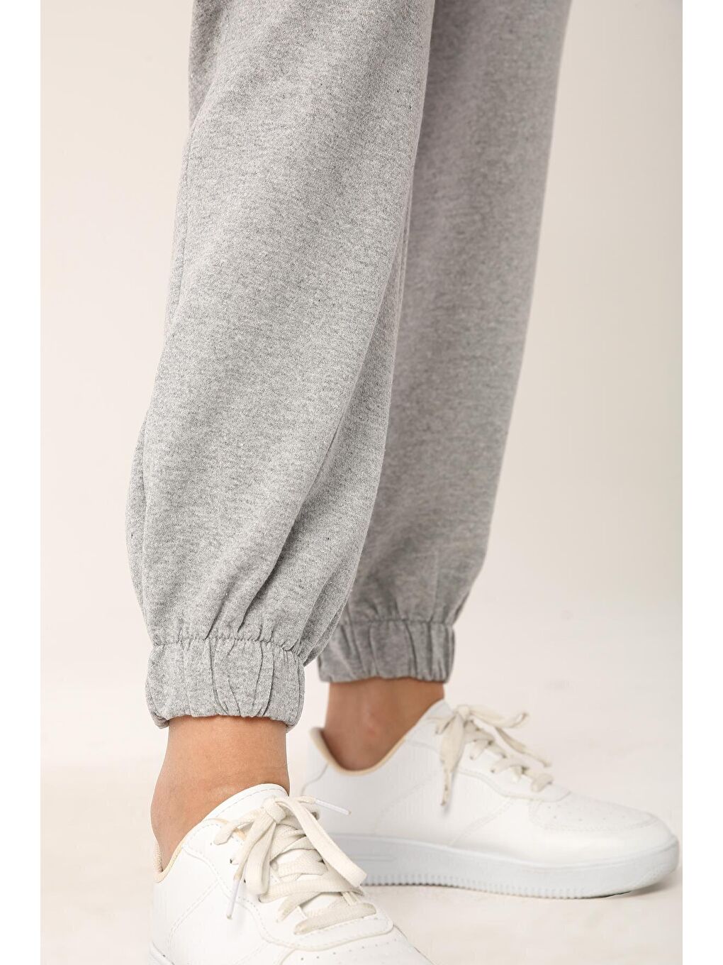 Gri Melanj Yüksek Bel Paçası Lastikli Penye Eşofman Altı-4