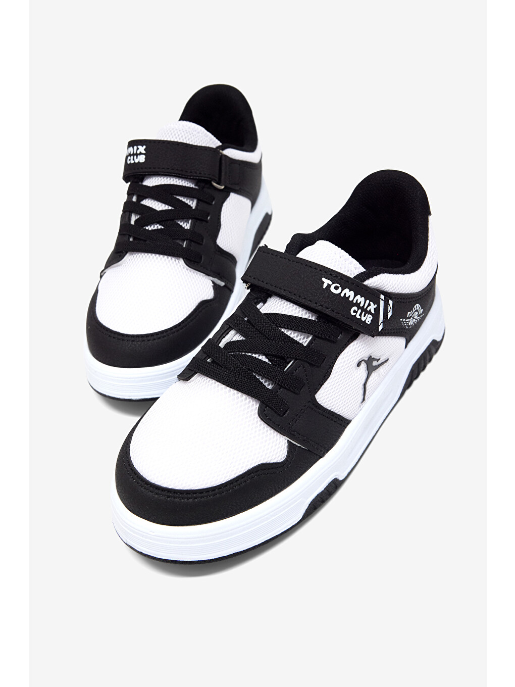 Çocuk Unisex Siyah Beyaz Rahat Kalıp Ortopedik Cırtlı Sneaker-2