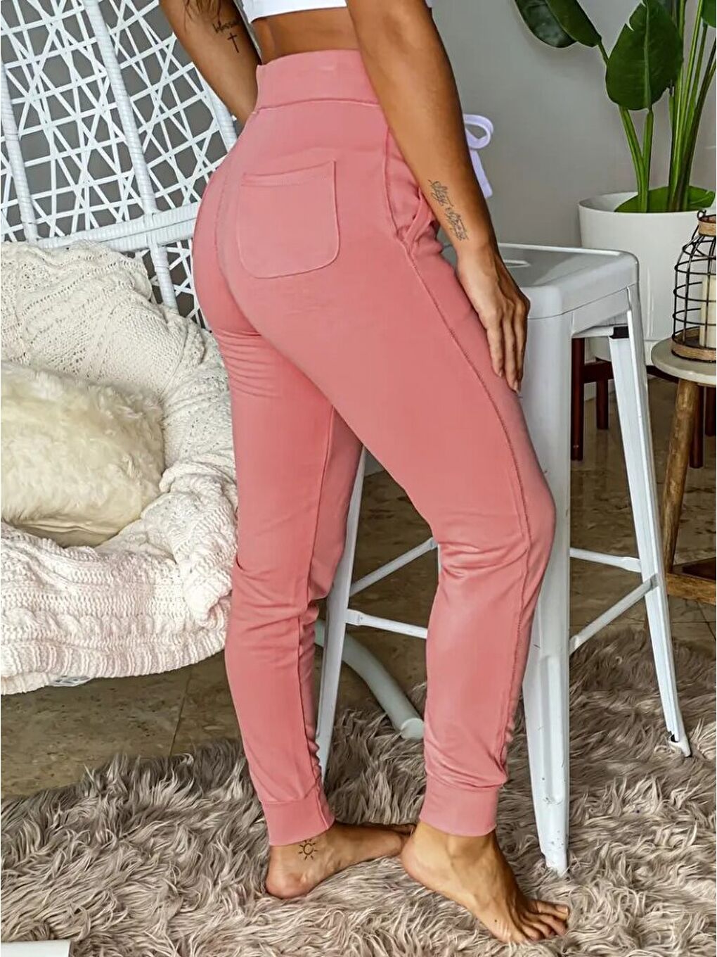 Pembe Kadın Kısa Kollu Madonna Yaka Viskon Crop Bluz Cepli Iki Iplik Eşofman Takım-3