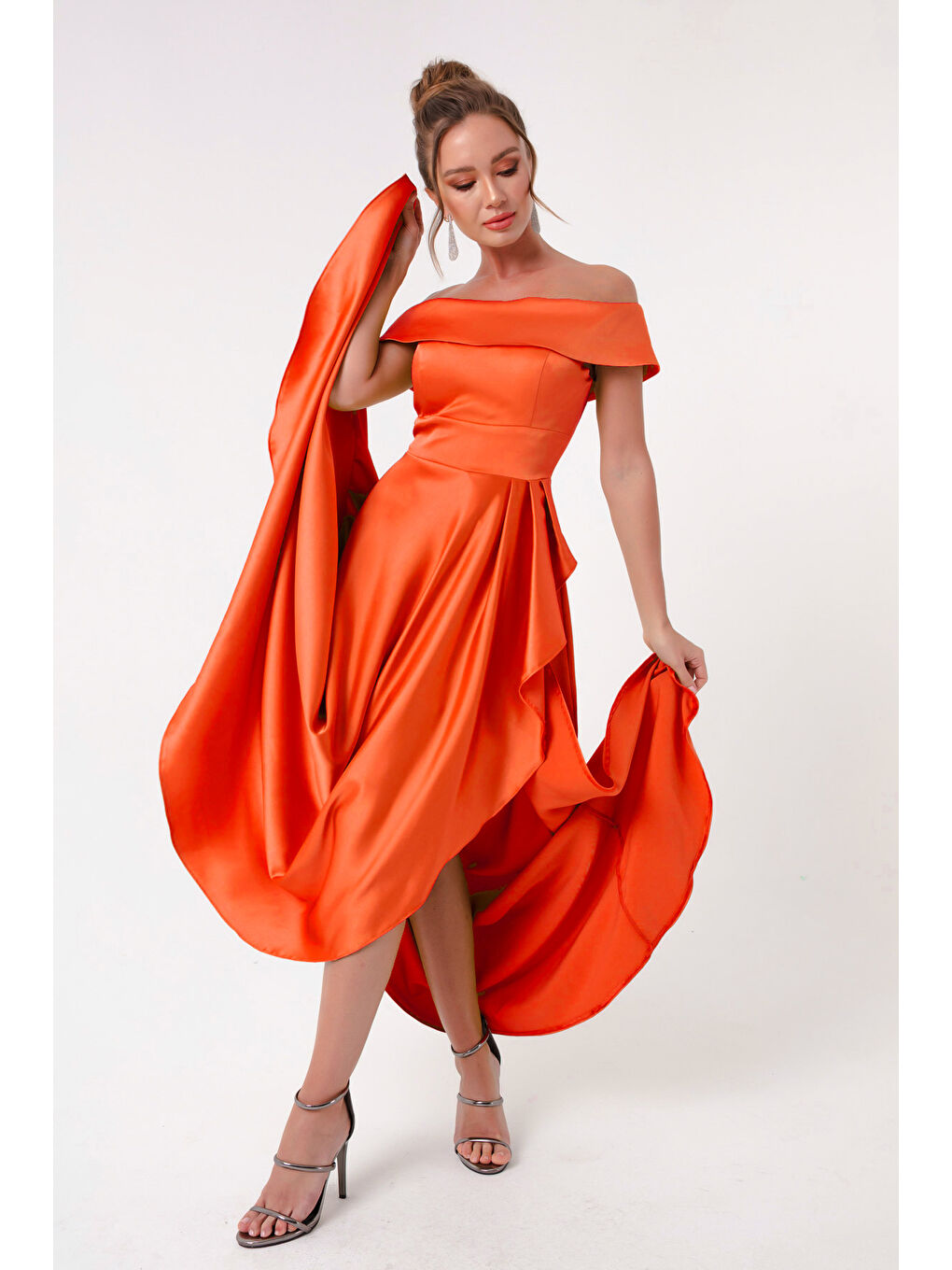 Kadın Turuncu Kayık Yaka Saten Abiye & Mezuniyet Elbisesi-2