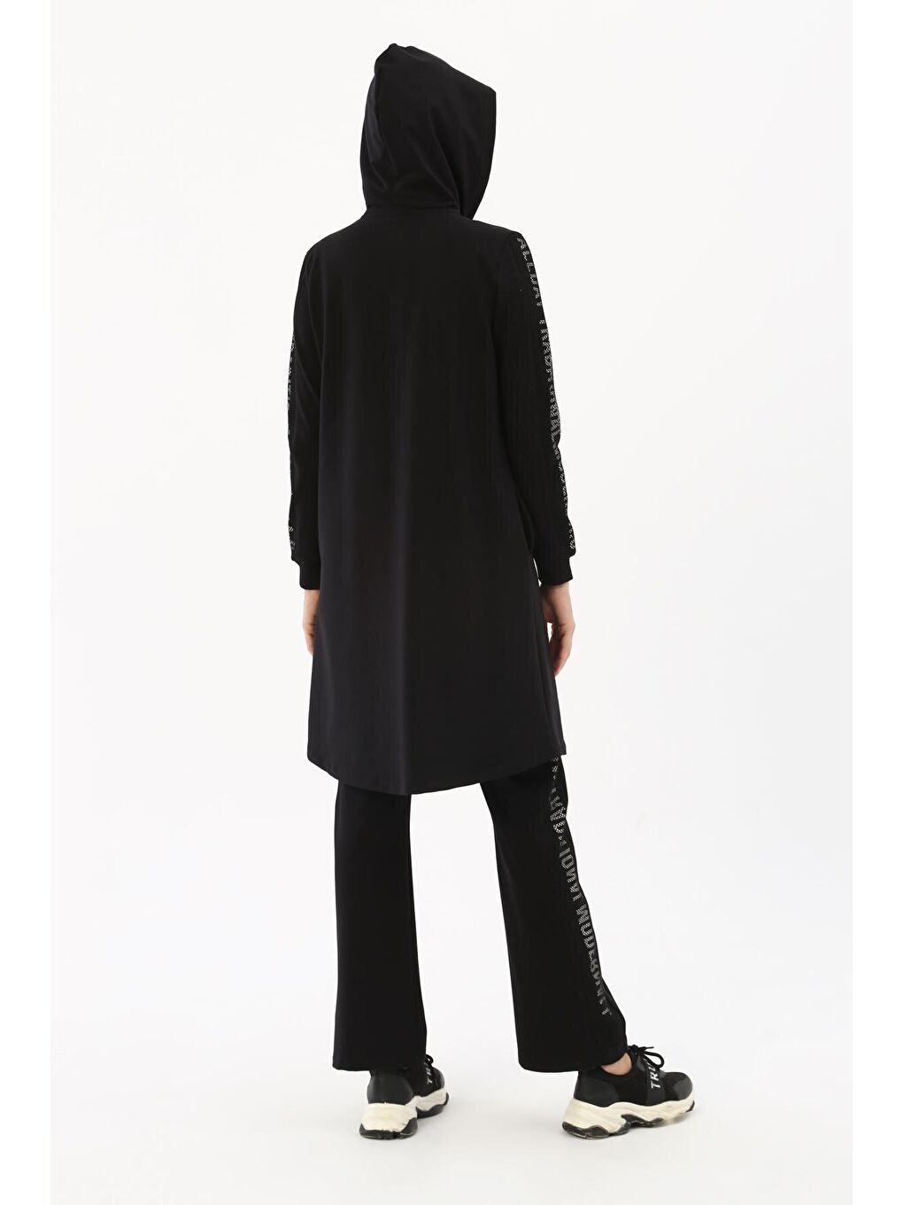 Siyah Baskılı Fileli Eşofman Takımı-4