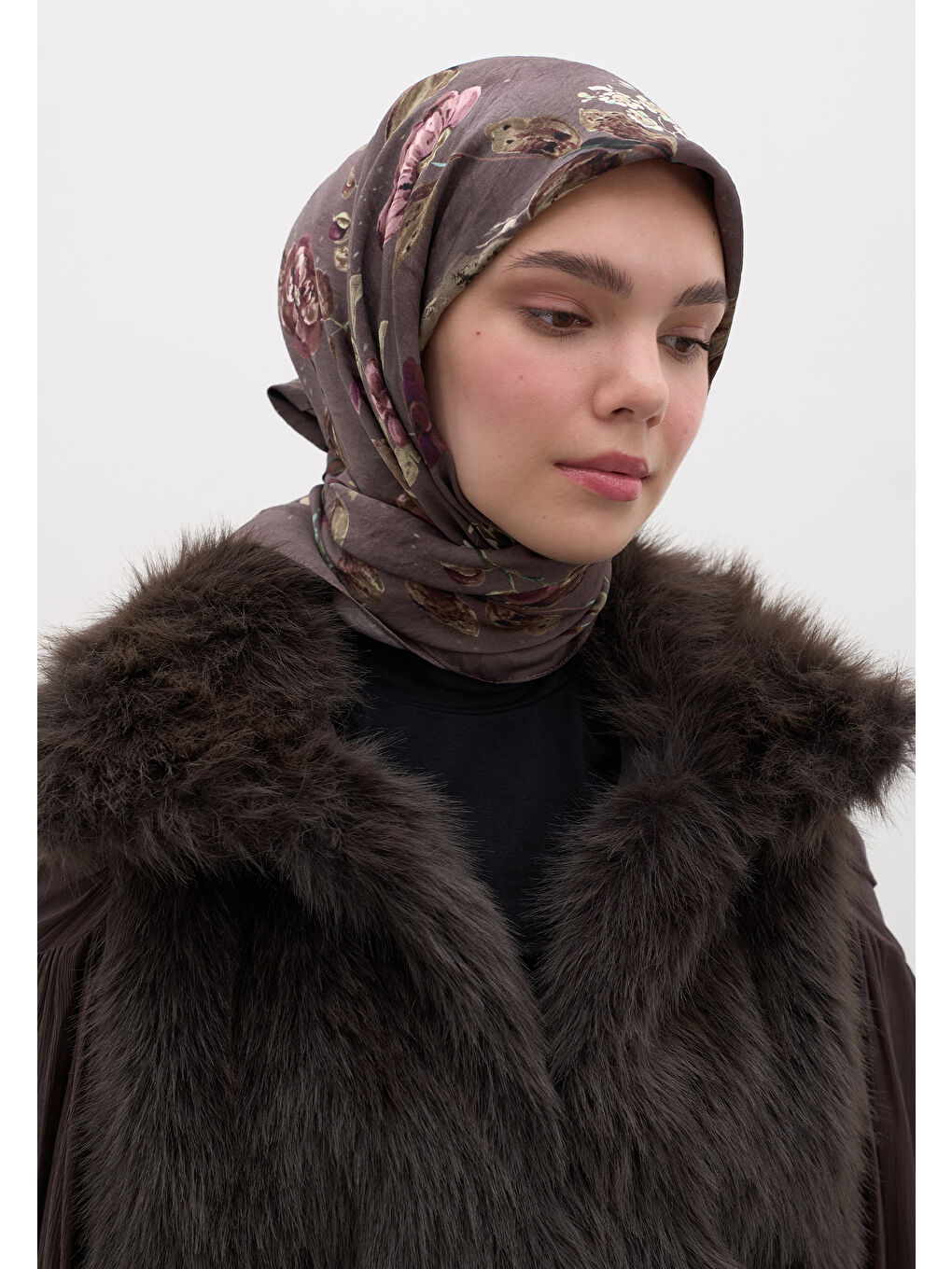 Pembe Flower Rain Desen Pamuklu Viskon Eşarp Gülkurusu-3