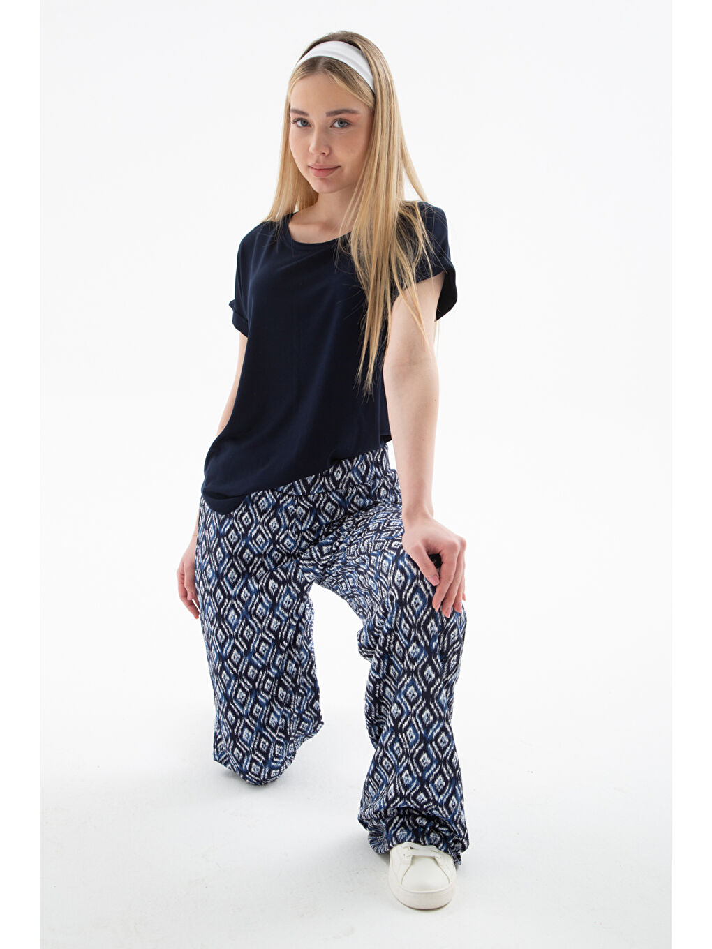 Mavi Desenli Regular Fit Yüksek Bel Bol Paça Pantolon 25Y0179K1-2