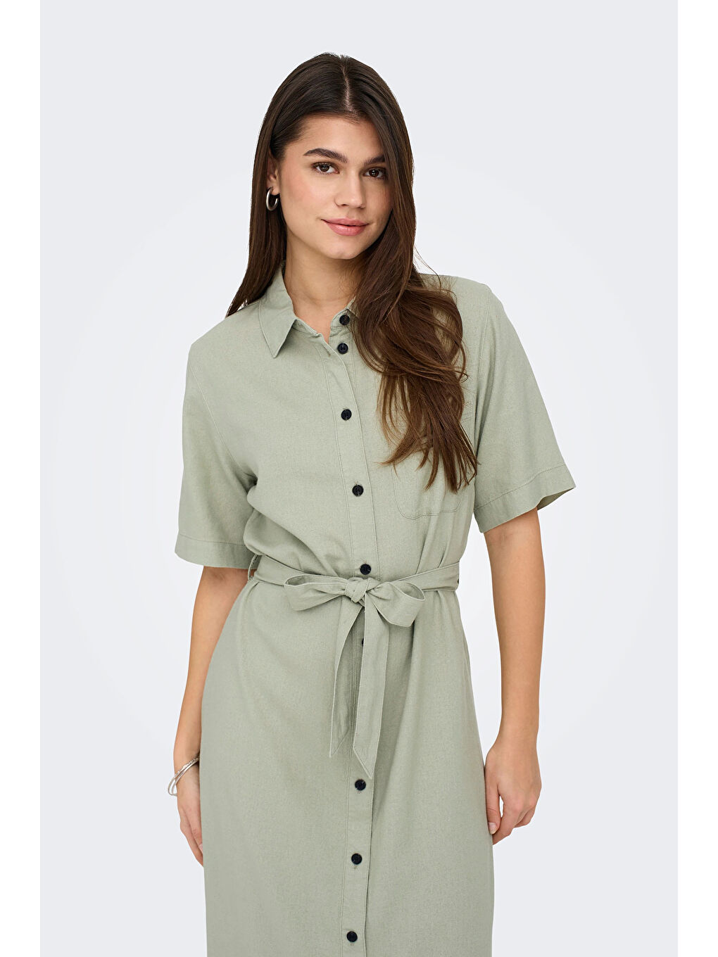 Yeşil Onlcaro Keten Karışımlı Regular Fit Düğmeli Kemerli Midi Kadın Elbise 15338884-1