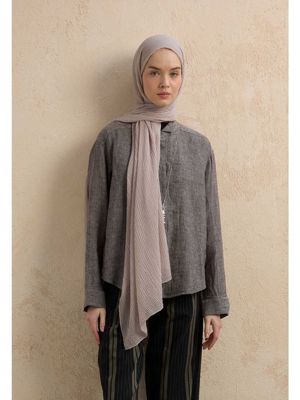Gri Modal Krinkıl Şal Gümüş-4