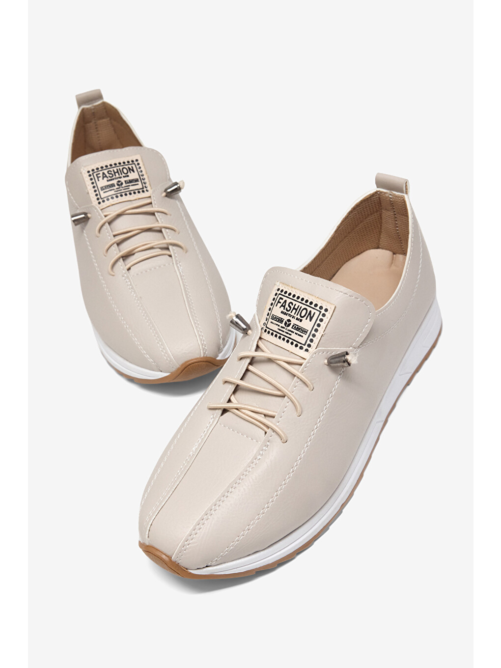 Kadın Bej Rahat Kalıp Ortopedik Bağcıklı Loafer-1