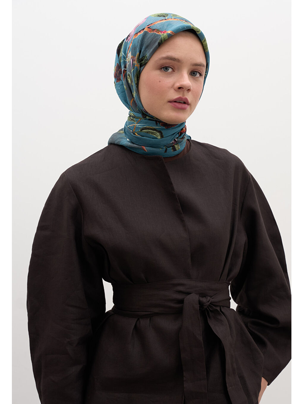 Flower Rain Desen Pamuklu Viskon Eşarp Mavi-3