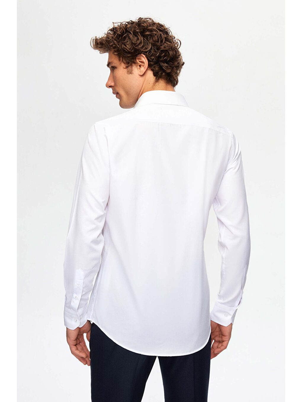 Slim Fit Beyaz İtalyan Yaka Dar Kesim Klasik Kravatlık Uzun Kol Kolay Ütülenebilir Gömlek-3