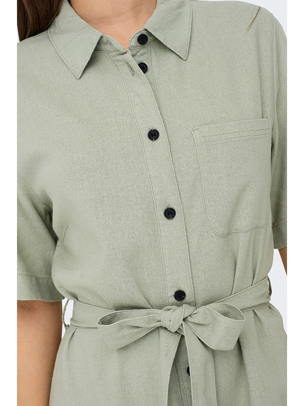 Yeşil Onlcaro Keten Karışımlı Regular Fit Düğmeli Kemerli Midi Kadın Elbise 15338884-4