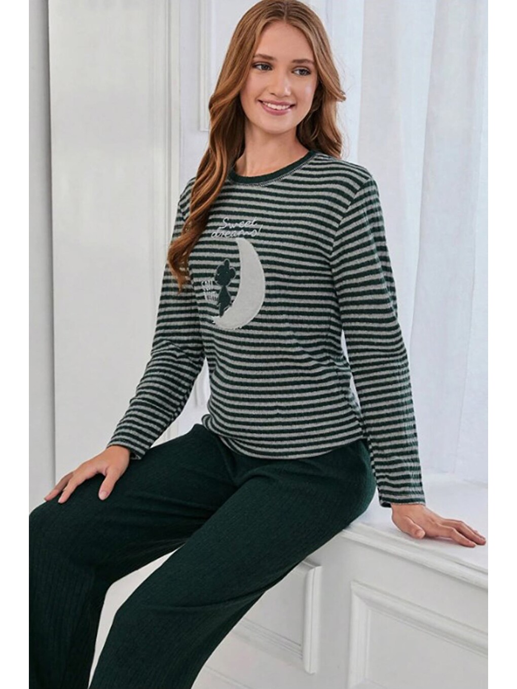Yeşil Çizgili Lazy Day Baskılı Bisiklet Yaka Pijama Takımı