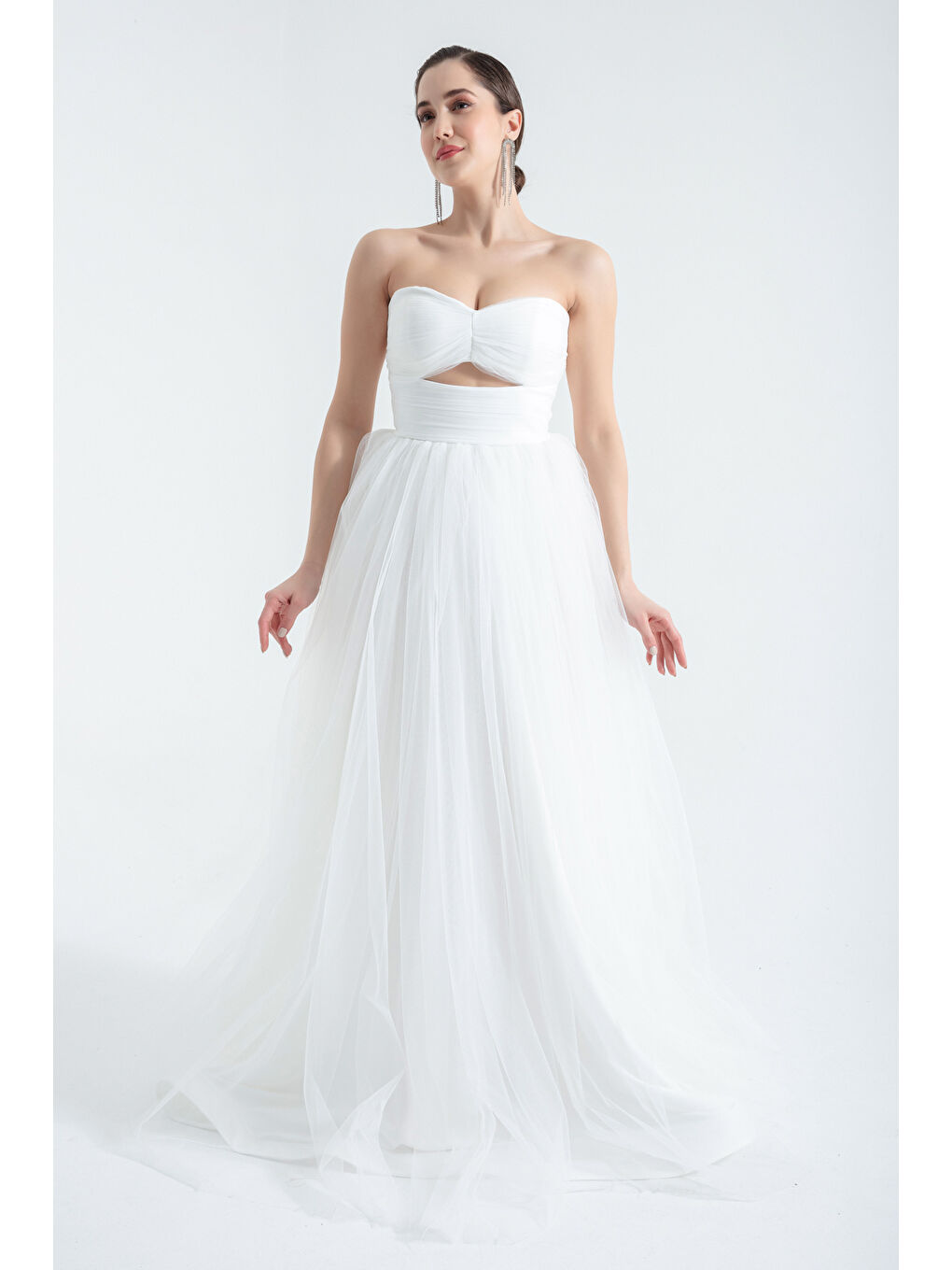 Kadın Beyaz Straplez Tül Abiye Elbise