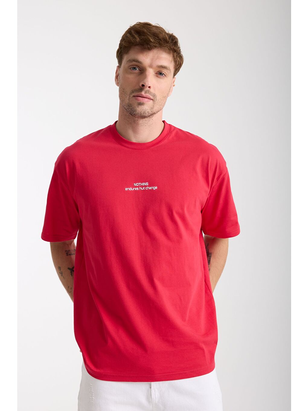Erkek Kırmızı Nothing Nakış Yazılı Oversize Bisiklet Yaka Tişört