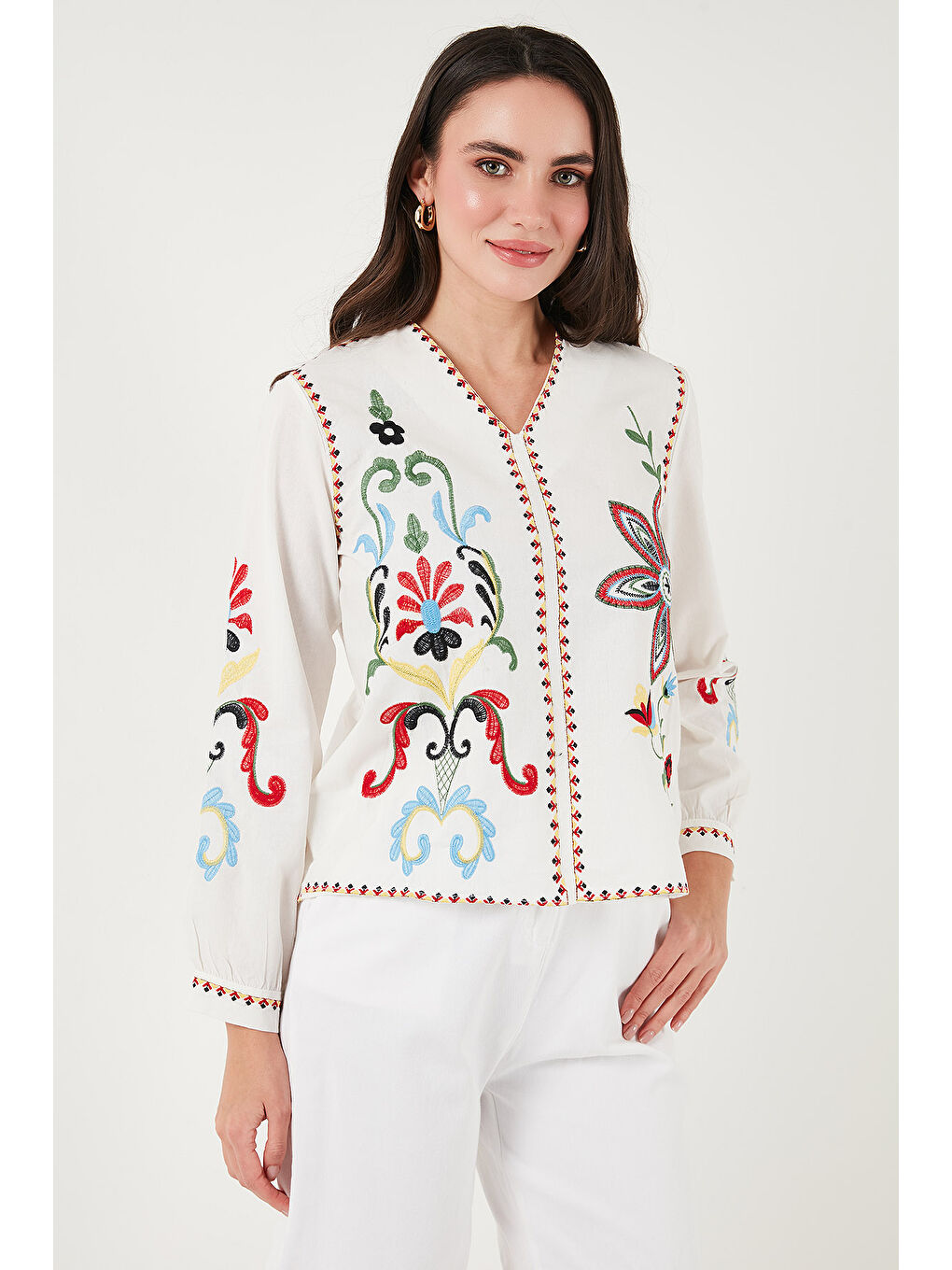 Lela Ekru Pamuklu Nakış İşlemeli Oversize Fit V Yaka Bluz 676254 - 3