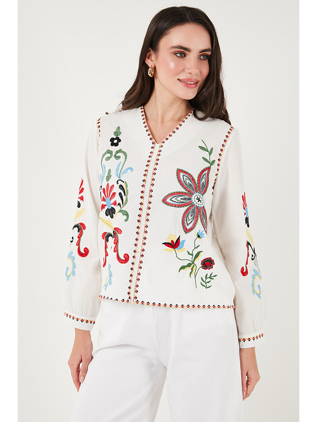 Lela Ekru Pamuklu Nakış İşlemeli Oversize Fit V Yaka Bluz 676254 - 5