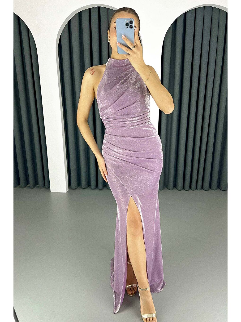 Lila Kadın Lavanta Halter Yaka Yırtmaçlı Simli Uzun Abiye Elbise-1